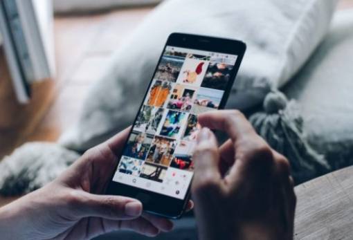 Οθόνη: Πώς επηρεάζουν όσα βλέπουμε την ψυχική υγεία;