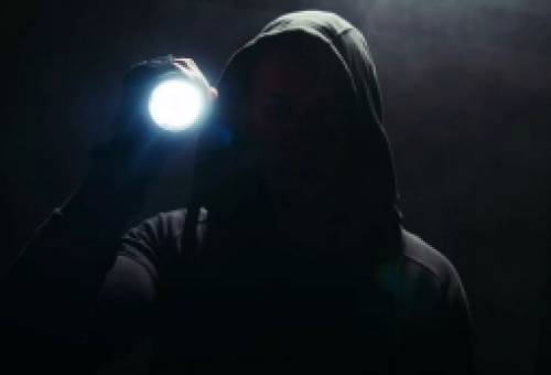 Σπείρα διαρρηκτών με… «εργατο-εφόδια» από Λακωνία