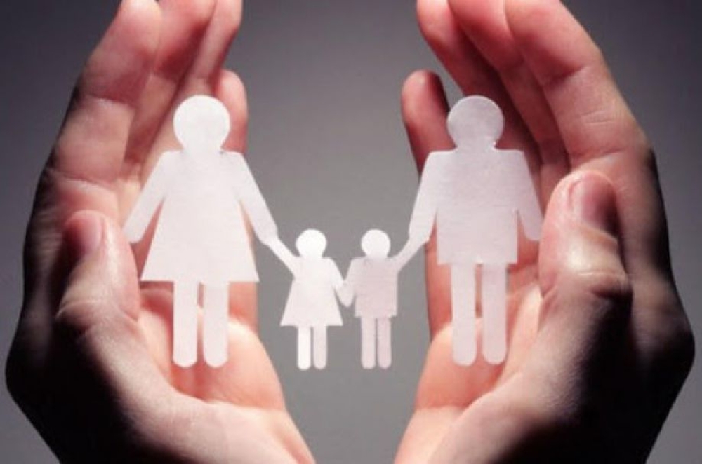 &Omicron; &kappa;&alpha;&theta;&eta;&gamma;&eta;&tau;ή&sigmaf; &Theta;&epsilon;&omicron;&lambda;&omicron;&gamma;ί&alpha;&sigmaf; &pi;. &Alpha;&theta;. &Mu;&epsilon;&lambda;&iota;&sigma;&sigma;ά&rho;&eta;&sigmaf;  &omicron;&mu;&iota;&lambda;&eta;&tau;ή&sigmaf; &sigma;&tau;&eta; &Sigma;&chi;&omicron;&lambda;ή &Gamma;&omicron;&nu;έ&omega;&nu; &tau;&eta;&sigmaf; &Iota;&Mu;&Mu;&Sigma;