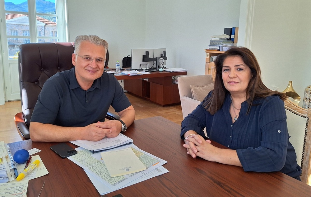 &Sigma;&tau;&omicron;&nu; &Pi;&tau;&omega;&chi;ό &eta; &delta;&iota;&omicron;&iota;&kappa;ή&tau;&rho;&iota;&alpha; &tau;&omicron;&upsilon; &Gamma;&Nu; &Lambda;&alpha;&kappa;&omega;&nu;ί&alpha;&sigmaf; &Pi;. &Tau;&rho;&omicron;&upsilon;&pi;ή