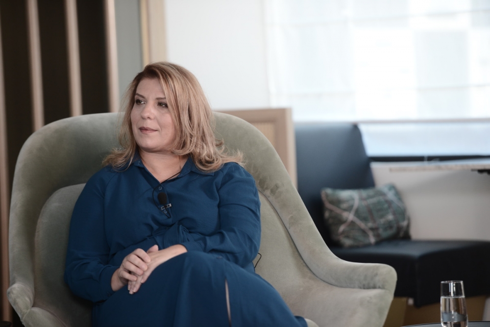 &Mu;. &Sigma;&upsilon;&rho;&epsilon;&gamma;&gamma;έ&lambda;&alpha;: &laquo;&Pi;&rho;&omicron;ϋ&pi;ό&theta;&epsilon;&sigma;&eta; &omicron;&iota; ί&sigma;&epsilon;&sigmaf; &epsilon;&upsilon;&kappa;&alpha;&iota;&rho;ί&epsilon;&sigmaf; &gamma;&iota;&alpha; &mu;ί&alpha; &kappa;&omicron;&iota;&nu;&omega;&nu;ί&alpha; &iota;&sigma;ό&tau;&eta;&tau;&alpha;&sigmaf;&raquo;