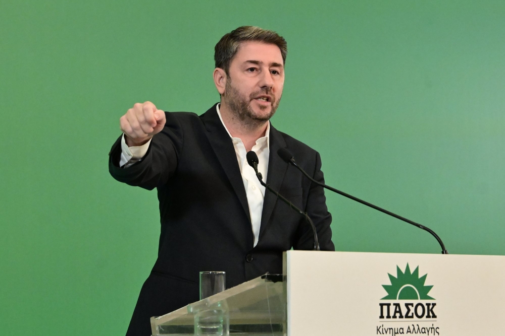 &Mu;&epsilon; &Alpha;&nu;&delta;&rho;&omicron;&upsilon;&lambda;ά&kappa;&eta; &eta; &epsilon;&pi;&alpha;&nu;&epsilon;&kappa;&kappa;ί&nu;&eta;&sigma;&eta;  &tau;&omicron;&upsilon; &Pi;&Alpha;&Sigma;&Omicron;&Kappa; &sigma;&tau;&eta;&nu; &Pi;&epsilon;&lambda;&omicron;&pi;ό&nu;&nu;&eta;&sigma;&omicron;