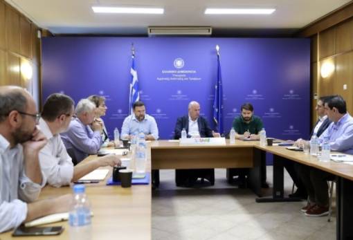 Συνάντηση Τσιάρα με αντιπροσωπεία της ΕΘΕΑΣ