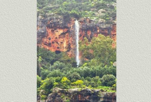 Η πέτρα της Μάνης ανέβλυσε το υδάτινο «θαύμα» της