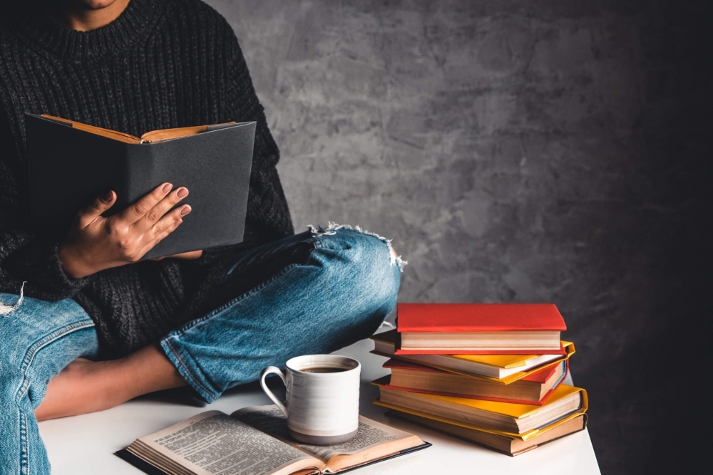 &Alpha;&pi;ό &tau;&omicron; &alpha;&mu;&phi;&iota;&theta;έ&alpha;&tau;&rho;&omicron; &sigma;&tau;&eta; &delta;&omicron;&upsilon;&lambda;&epsilon;&iota;ά: &Pi;ώ&sigmaf; &nu;&alpha; &sigma;&upsilon;&nu;&delta;&upsilon;ά&sigma;&epsilon;&tau;&epsilon; &sigma;&omega;&sigma;&tau;ά &sigma;&pi;&omicron;&upsilon;&delta;έ&sigmaf; &kappa;&alpha;&iota; &epsilon;&rho;&gamma;&alpha;&sigma;ί&alpha;