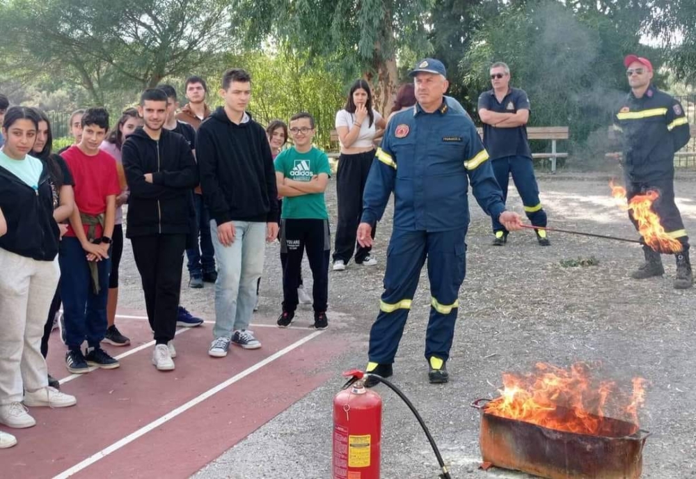&Epsilon;&nu;&eta;&mu;&epsilon;&rho;&omega;&tau;&iota;&kappa;ή &delta;&rho;ά&sigma;&eta; &pi;&upsilon;&rho;&omicron;&pi;&rho;&omicron;&sigma;&tau;&alpha;&sigma;ί&alpha;&sigmaf; &sigma;&tau;&omicron; &Gamma;&upsilon;&mu;&nu;ά&sigma;&iota;&omicron; &kappa;&alpha;&iota; &tau;&omicron; &Lambda;ύ&kappa;&epsilon;&iota;&omicron; &Kappa;&rho;&omicron;&kappa;&epsilon;ώ&nu;