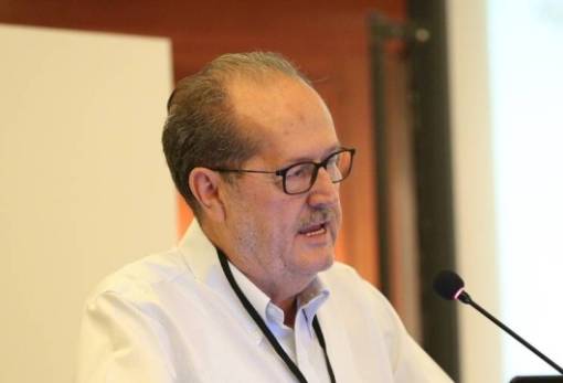 «Κόκκινο» φανάρι Νίκα για χρήση υπηρεσιακών οχημάτων