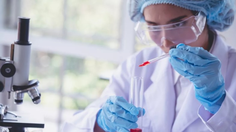 &Sigma;&upsilon;&nu;&alpha;&gamma;&epsilon;&rho;&mu;ό&sigmaf; &gamma;&iota;&alpha; &tau;&omicron;&nu; HIV: &laquo;&Sigma;&iota;&omega;&pi;&eta;&lambda;ή&raquo; &kappa;&rho;ί&sigma;&eta; &mu;&epsilon; &tau;&iota;&sigmaf; &mu;&iota;&sigma;έ&sigmaf; &delta;&iota;&alpha;&gamma;&nu;ώ&sigma;&epsilon;&iota;&sigmaf; &nu;&alpha; &gamma;ί&nu;&omicron;&nu;&tau;&alpha;&iota; &mu;&epsilon; &mu;&epsilon;&gamma;ά&lambda;&eta; &kappa;&alpha;&theta;&upsilon;&sigma;&tau;έ&rho;&eta;&sigma;&eta;