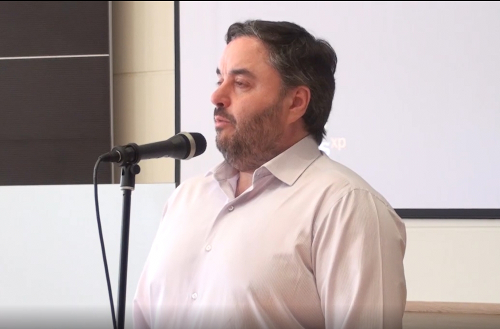 &Delta;&iota;ή&gamma;&eta;&mu;&alpha; &tau;&omicron;&upsilon; &Pi;. &Alpha;&lambda;&epsilon;&xi;&alpha;&nu;&delta;&rho;ά&kappa;&eta; &sigma;&tau;&omicron; &beta;&iota;&beta;&lambda;ί&omicron; &laquo;&Delta;&epsilon;&upsilon;&tau;έ&rho;&alpha; &kappa;&alpha;&iota; 13&raquo;