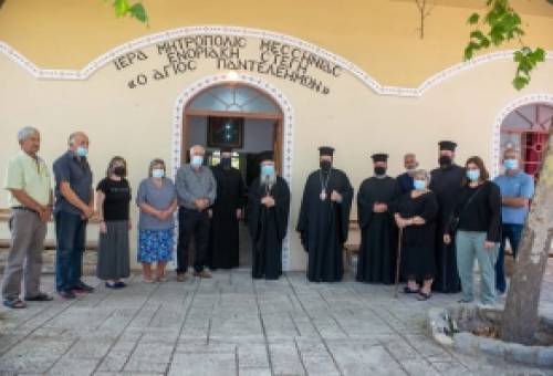 Διανομή υλικών αγαθών και οικοσκευής στους πυρόπληκτους της Μεσσηνίας