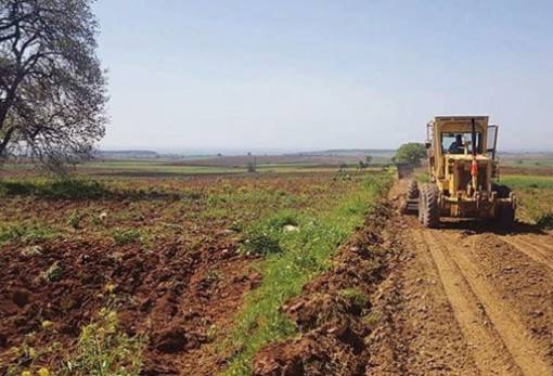 Στα 575 εκατ. ευρώ ανέρχονται οι αιτήσεις για αγροτική Οδοποιία