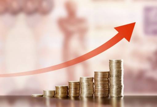 Πολύ σκληρή για να πεθάνει… η ακρίβεια