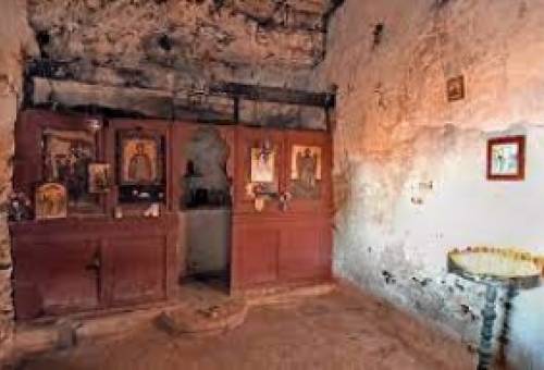 Ο Μιχάλης στην Παναγία την Αρκουδιώτισσα (Κρήτη, Χανιά)