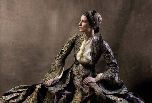 «Ενδύματα Ψυχής» εκτίθενται στην Αρεόπολη