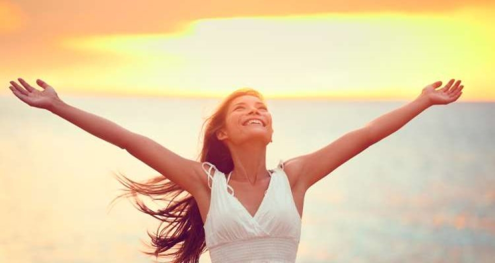 &Epsilon;&upsilon;&tau;&upsilon;&chi;ί&alpha;: 5 &pi;&omicron;&lambda;ύ&tau;&iota;&mu;&epsilon;&sigmaf; &sigma;&upsilon;&mu;&beta;&omicron;&upsilon;&lambda;έ&sigmaf; &gamma;&iota;&alpha; &nu;&alpha; &nu;&iota;ώ&sigma;&omicron;&upsilon;&mu;&epsilon; &chi;&alpha;&rho;ά ό&tau;&alpha;&nu; ό&lambda;&alpha; &gamma;ύ&rho;&omega; &mu;&alpha;&sigmaf; &epsilon;ί&nu;&alpha;&iota; &zeta;&omicron;&phi;&epsilon;&rho;ά