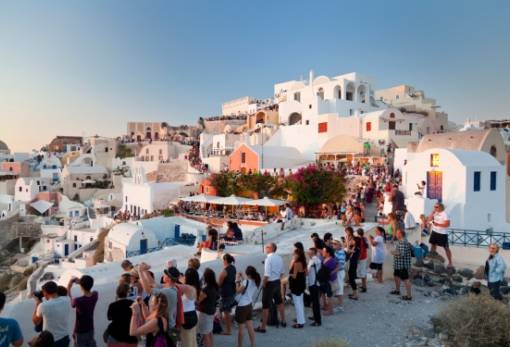 Υπερτουρισμός: Τι φοβούνται οι Έλληνες