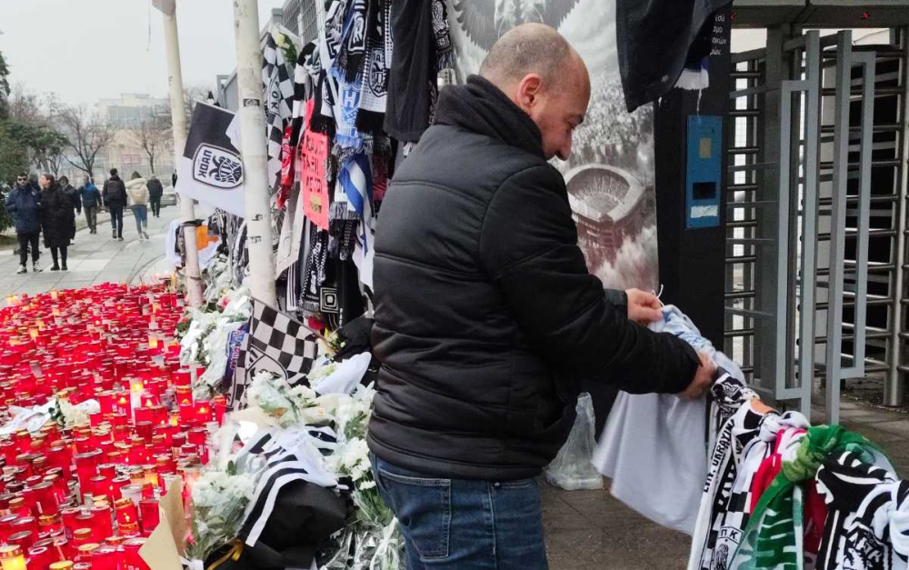 &Mu;&omicron;&lambda;ά&omicron;&iota;-&Theta;&epsilon;&sigma;&sigma;&alpha;&lambda;&omicron;&nu;ί&kappa;&eta; &gamma;&iota;&alpha; &tau;&alpha; &pi;&alpha;&iota;&delta;&iota;ά &pi;&omicron;&upsilon; &chi;ά&theta;&eta;&kappa;&alpha;&nu;: &laquo;&Gamma;έ&phi;&upsilon;&rho;&alpha;&raquo; &alpha;&nu;&theta;&rho;&omega;&pi;&iota;ά&sigmaf;, &epsilon;&nu;ό&tau;&eta;&tau;&alpha;&sigmaf;, &epsilon;&lambda;&pi;ί&delta;&alpha;&sigmaf;&hellip;