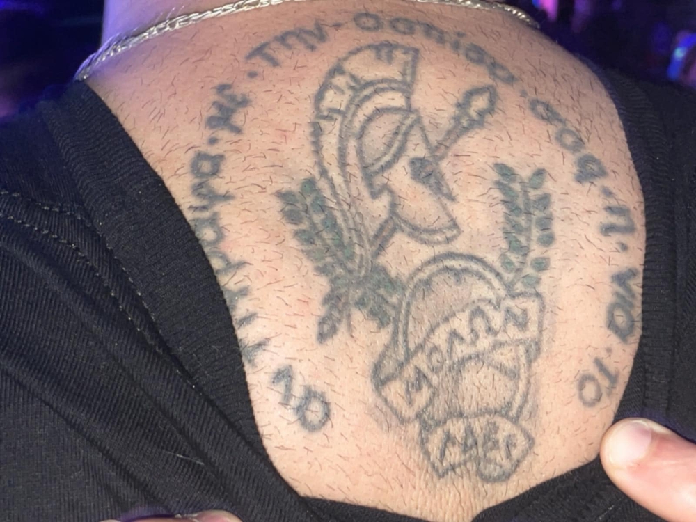 Έ&nu;&alpha;&sigmaf; &Alpha;&rho;&gamma;&epsilon;&nu;&tau;&iota;&nu;ό&sigmaf; &mu;&epsilon;... &Sigma;&pi;&alpha;&rho;&tau;&iota;&alpha;&tau;&iota;&kappa;ή &psi;&upsilon;&chi;ή &sigma;&tau;&eta; &Beta;&alpha;&rho;&kappa;&epsilon;&lambda;ώ&nu;&eta;