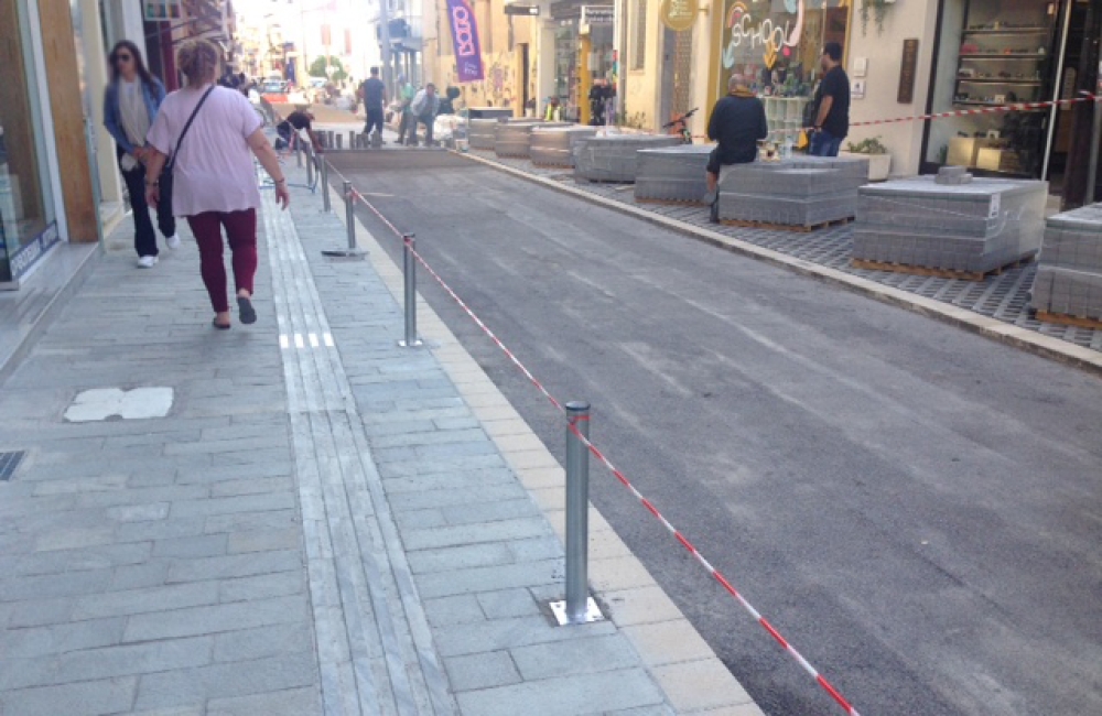 &Tau;&iota; &epsilon;ί&nu;&alpha;&iota; &alpha;&upsilon;&tau;ά &tau;&alpha; &kappa;&omicron;&lambda;&omega;&nu;ά&kappa;&iota;&alpha; &pi;&omicron;&upsilon; &beta;ά&zeta;&omicron;&upsilon;&nu; &sigma;&tau;&eta; &Beta;&rho;&alpha;&sigma;ί&delta;&omicron;&upsilon; &sigma;&tau;&omicron; Open Mall &Sigma;&pi;ά&rho;&tau;&eta;&sigmaf;;