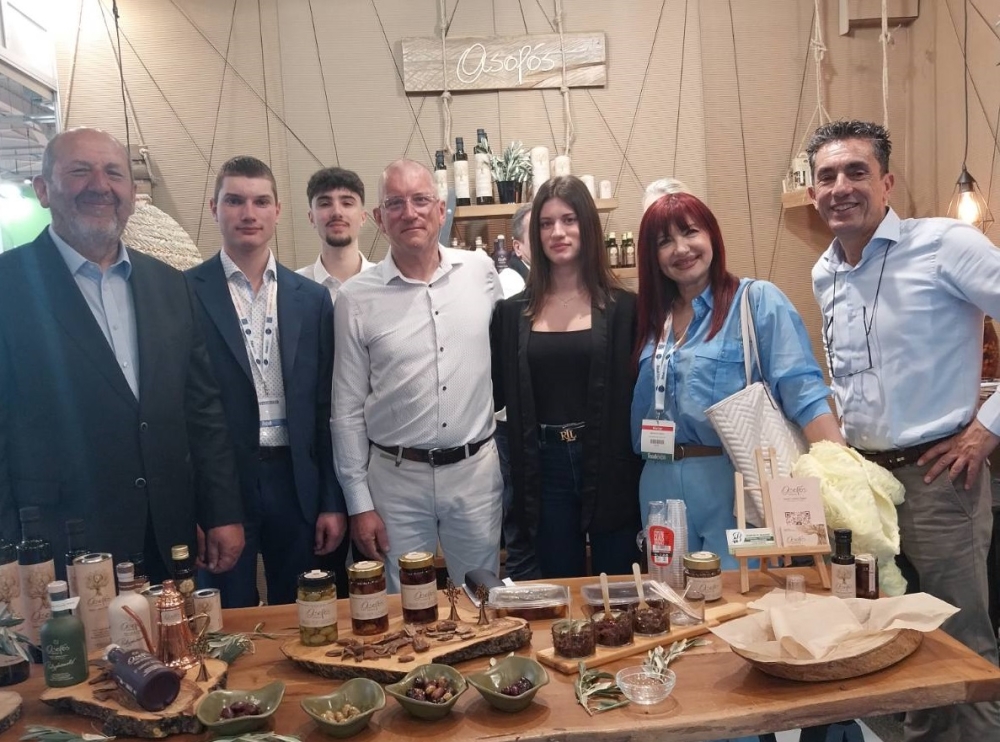 &Iota;&sigma;&chi;&upsilon;&rho;ό &laquo;&pi;&alpha;&rho;ώ&nu;&raquo; &tau;&omicron;&upsilon; &lambda;&alpha;&kappa;&omega;&nu;&iota;&kappa;&omicron;ύ &epsilon;&pi;&iota;&chi;&epsilon;&iota;&rho;&epsilon;ί&nu; &sigma;&tau;&eta; Food Expo &mu;&epsilon; &sigma;&tau;ή&rho;&iota;&xi;&eta; &Epsilon;&pi;&iota;&mu;&epsilon;&lambda;&eta;&tau;&eta;&rho;ί&omicron;&upsilon;