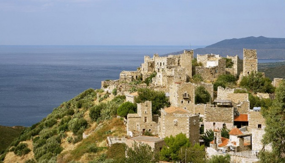 &Tau;&omicron; CNN &delta;&iota;&alpha;&phi;&eta;&mu;ί&zeta;&epsilon;&iota; &Mu;ά&nu;&eta; &kappa;&alpha;&iota; &Mu;&omicron;&nu;&epsilon;&mu;&beta;&alpha;&sigma;&iota;ά