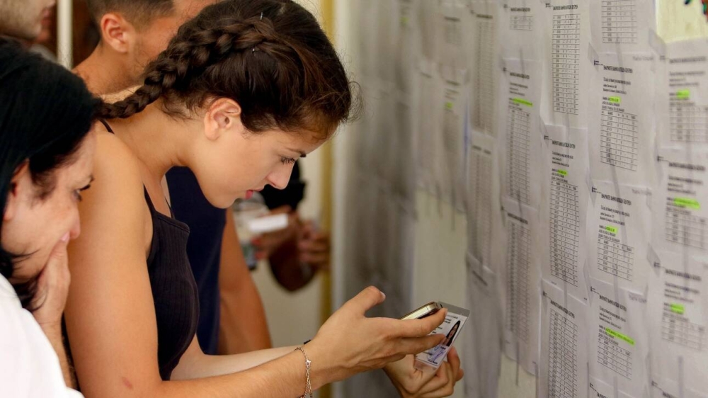 &Alpha;&Epsilon;&Iota;: &Epsilon;&iota;&sigma;&eta;&gamma;ή&sigma;&epsilon;&iota;&sigmaf; &gamma;&iota;&alpha; &alpha;&upsilon;&xi;&eta;&mu;έ&nu;&omicron; &alpha;&rho;&iota;&theta;&mu;ό &epsilon;&iota;&sigma;&alpha;&kappa;&tau;έ&omega;&nu;