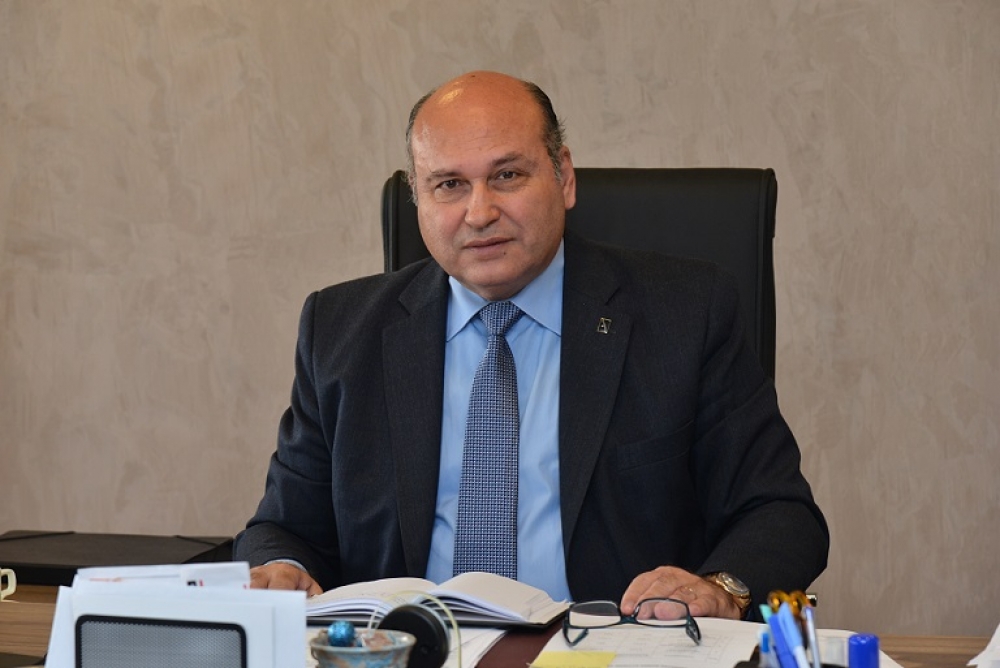 &laquo;&Eta; &Mu;ά&nu;&eta; &pi;&rho;έ&pi;&epsilon;&iota; &nu;&alpha; &alpha;&lambda;&lambda;ά&xi;&epsilon;&iota; &sigma;&epsilon;&lambda;ί&delta;&alpha; &gamma;&iota;&alpha; &nu;&alpha; &delta;&iota;&alpha;&tau;&eta;&rho;ή&sigma;&epsilon;&iota; &tau;&eta; &mu;&omicron;&nu;&alpha;&delta;&iota;&kappa;ό&tau;&eta;&tau;&alpha;&raquo;