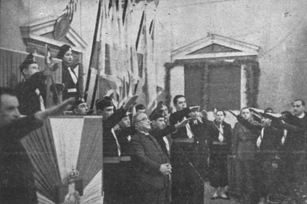 &Delta;&iota;&kappa;&tau;&alpha;&tau;&omicron;&rho;ί&epsilon;&sigmaf; &sigma;&tau;&eta;&nu; &Epsilon;&lambda;&lambda;ά&delta;&alpha;: &Eta; 4&eta; &Alpha;&upsilon;&gamma;&omicron;ύ&sigma;&tau;&omicron;&upsilon; 1936