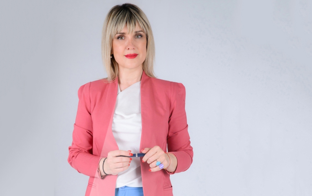 &Pi;ί&sigma;&tau;&eta; &sigma;&tau;&eta;&nu; &Epsilon;&upsilon;&rho;ώ&pi;&eta; &phi;έ&rho;&nu;&epsilon;&iota; &eta; &Nu;&Delta;