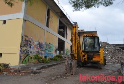 Ξενία Σπάρτης και διαφημιστική προβολή στη Δημοτική Επιτροπή Σπάρτης