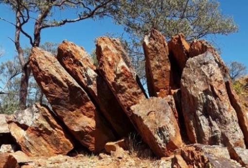 Κρύσταλλοι ηλικίας 4 δισ. ετών δίνουν νέα στοιχεία για τη γέννηση της ζωής στη Γη