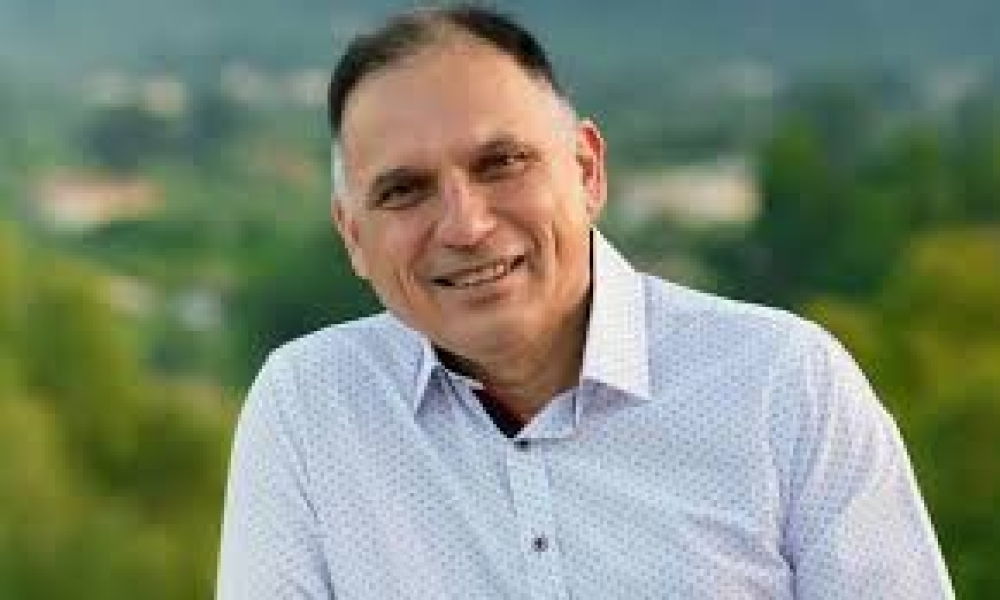 &Nu;. &Kappa;&rho;&eta;&tau;&iota;&kappa;ό&sigmaf;: &laquo;&Mu;&pi;&rho;ά&beta;&omicron; &pi;&alpha;&iota;&delta;&iota;ά!&raquo;