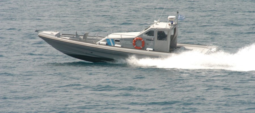 &Pi;&epsilon;&rho;&iota;&pi;έ&tau;&epsilon;&iota;&epsilon;&sigmaf; &epsilon;&nu; &pi;&lambda;&omega; &gamma;&iota;&alpha; &sigma;&kappa;ά&phi;&eta; &alpha;&nu;&omicron;&iota;&chi;&tau;ά &tau;&eta;&sigmaf; &Mu;&omicron;&nu;&epsilon;&mu;&beta;&alpha;&sigma;&iota;ά&sigmaf; &kappa;&alpha;&iota; &tau;&eta;&sigmaf; &Nu;&epsilon;ά&pi;&omicron;&lambda;&eta;&sigmaf;