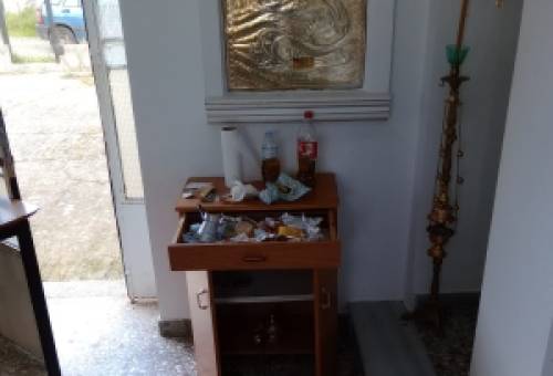 Σπάρτη: Μπούκαραν στον ΙΝ Αγίου Κωνσταντίνου στις Αμύκλες για πλιάτσικο