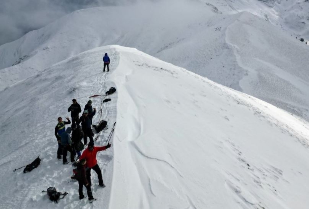&Alpha;&pi;ό &tau;&omicron; &Mu;&alpha;ί&nu;&alpha;&lambda;&omicron; &sigma;&tau;&alpha; Ά&gamma;&rho;&alpha;&phi;&alpha;: &Tau;&omicron; &epsilon;&pi;&iota;&kappa;ό &pi;&rho;ό&gamma;&rho;&alpha;&mu;&mu;&alpha; &epsilon;&xi;&omicron;&rho;&mu;ή&sigma;&epsilon;&omega;&nu; &tau;&omicron;&upsilon; &Epsilon;&Omicron;&Sigma; &Mu;&omicron;&lambda;ά&omega;&nu;