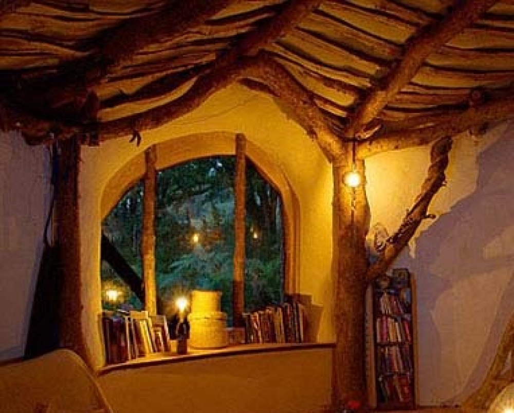 &Omicron; &lambda;&epsilon;&beta;&epsilon;&nu;&tau;ό&gamma;&epsilon;&rho;&omicron;&sigmaf; &omicron; &Chi;ά&rho;&omicron;&sigmaf; &kappa;&alpha;&iota; &omicron; &Lambda;&iota;&gamma;&delta;&iota;ά&rho;&eta;&sigmaf; &kappa;&alpha;&lambda;&iota;&kappa;ά&nu;&tau;&zeta;&alpha;&rho;&omicron;&sigmaf;