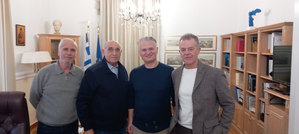 &Mu;&epsilon; &tau;&omicron;&nu; &Delta;. &Pi;&tau;&omega;&chi;ό &sigma;&upsilon;&nu;&alpha;&nu;&tau;ή&theta;&eta;&kappa;&alpha;&nu; &tau;&omicron;&upsilon;&rho;&iota;&sigma;&tau;&iota;&kappa;&omicron;ί &phi;&omicron;&rho;&epsilon;ί&sigmaf; &tau;&eta;&sigmaf; &Pi;&epsilon;&lambda;&omicron;&pi;&omicron;&nu;&nu;ή&sigma;&omicron;&upsilon;