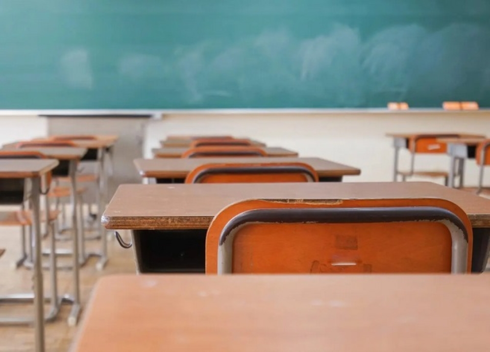 &Eta; ώ&rho;&alpha; &tau;&omicron;&upsilon; &alpha;&gamma;&iota;&alpha;&sigma;&mu;&omicron;ύ &gamma;&iota;&alpha; &tau;&omicron; &Epsilon;&iota;&delta;&iota;&kappa;ό &Epsilon;&pi;&alpha;&gamma;&gamma;&epsilon;&lambda;&mu;&alpha;&tau;&iota;&kappa;ό &Sigma;&chi;&omicron;&lambda;&epsilon;ί&omicron; &Pi;&epsilon;&tau;&rho;ί&nu;&alpha;&sigmaf;