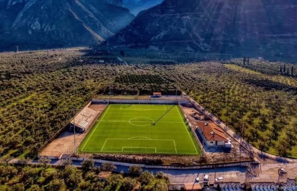 &Sigma;&tau;&iota;&sigmaf; 9 &Alpha;&pi;&rho;&iota;&lambda;ί&omicron;&upsilon; &omicron; &tau;&epsilon;&lambda;&iota;&kappa;ό&sigmaf; &tau;&omicron;&upsilon; &Kappa;&upsilon;&pi;έ&lambda;&lambda;&omicron;&upsilon; &Lambda;&alpha;&kappa;&omega;&nu;ί&alpha;&sigmaf;: &Pi;&alpha;&nu;&gamma;&upsilon;&theta;&epsilon;&alpha;&tau;&iota;&kappa;ό&sigmaf; VS &Alpha;&sigma;&tau;έ&rho;&alpha;&sigmaf; &Beta;&lambda;&alpha;&chi;&iota;ώ&tau;&eta;