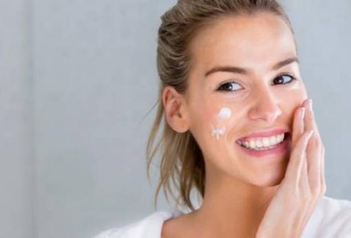 5 tips για να ενυδατώσεις την επιδερμίδα σου μετά τις διακοπές