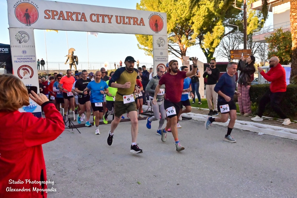 &Kappa;&alpha;&tau;έ&rho;&rho;&iota;&psi;&epsilon; &kappa;&alpha;&iota; &phi;έ&tau;&omicron;&sigmaf; &tau;&alpha; ό&rho;&iota;&alpha; &tau;&omicron; &alpha;&nu;&alpha;&beta;&alpha;&theta;&mu;&iota;&sigma;&mu;έ&nu;&omicron; 5&omicron; Sparta City Ultra