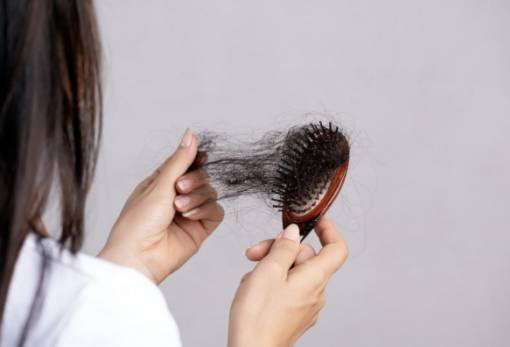 Οι τροφές που χρειάζεσαι για να δυναμώσουν τα μαλλιά σου