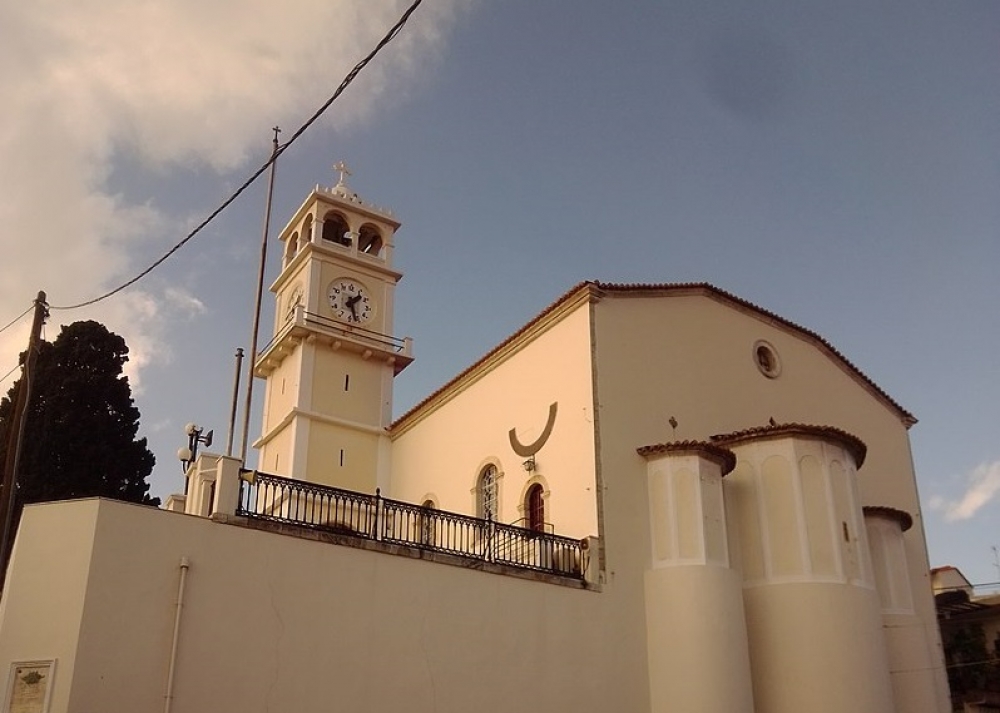 &Eta; &beta;ά&beta;&omega; &sigma;&tau;&eta;&nu; &Pi;&alpha;&nu;&alpha;&gamma;ί&alpha; &tau;&eta; &Lambda;&iota;&mu;&nu;&iota;ά (&Epsilon;ύ&beta;&omicron;&iota;&alpha;)