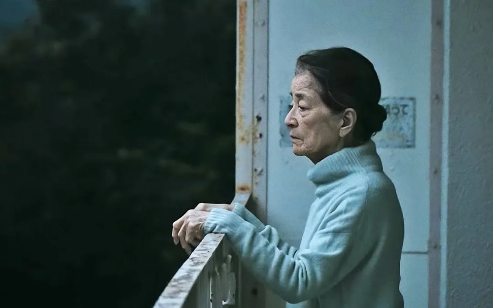 &Tau;&omicron; &delta;&iota;&kappa;ό &sigma;&alpha;&sigmaf; &sigma;&chi;ό&lambda;&iota;&omicron;: &laquo;&Pi;&lambda;ά&nu;&omicron; 75&raquo;