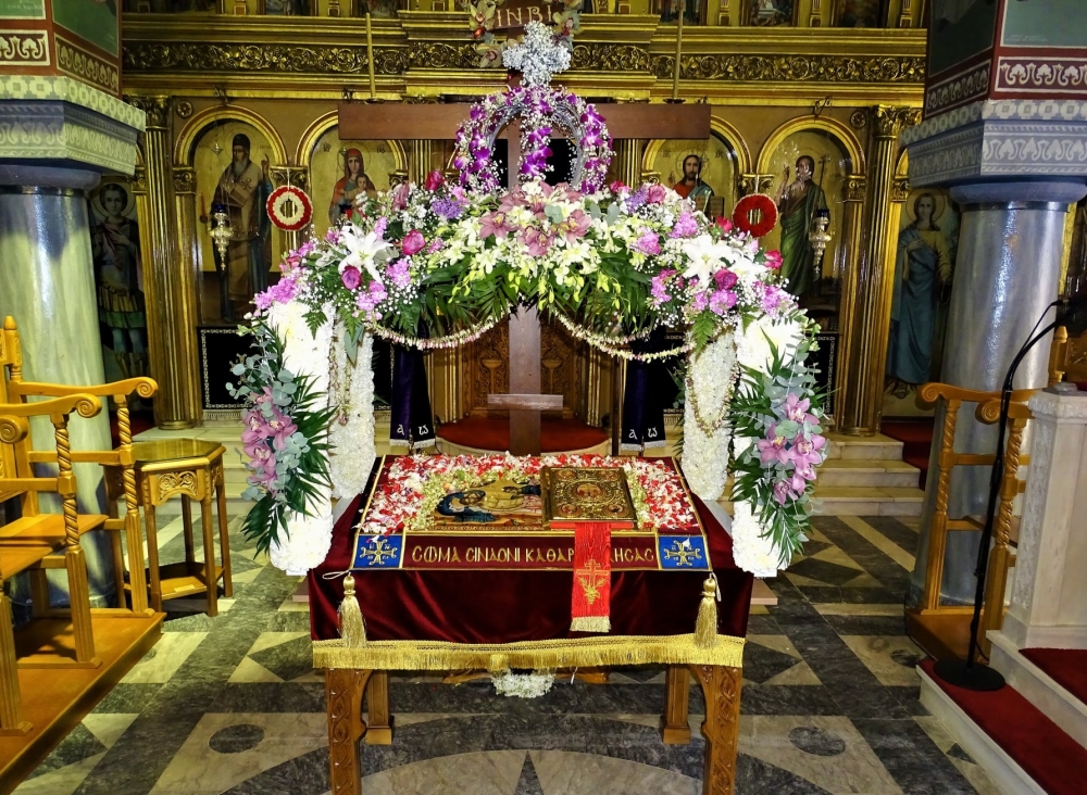 &laquo;&Omega; &gamma;&lambda;&upsilon;&kappa;ύ &mu;&omicron;&upsilon; Έ&alpha;&rho;&raquo;: &Sigma;&tau;&omicron;&lambda;ί&sigma;&tau;&eta;&kappa;&alpha;&nu; &kappa;&alpha;&iota; &phi;έ&tau;&omicron;&sigmaf; &omicron;&iota; &Epsilon;&pi;&iota;&tau;ά&phi;&iota;&omicron;&iota; &tau;&eta;&sigmaf; &Sigma;&pi;ά&rho;&tau;&eta;&sigmaf; (&Phi;&Omega;&Tau;&Omicron;)