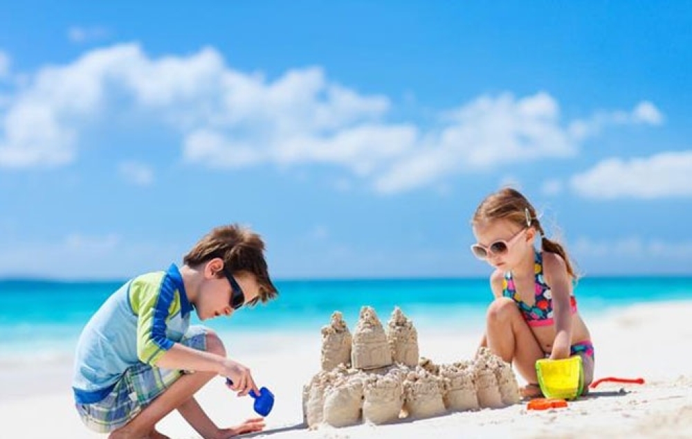 &Upsilon;&pi;έ&rho;&omicron;&chi;&epsilon;&sigmaf; &delta;&rho;&alpha;&sigma;&tau;&eta;&rho;&iota;ό&tau;&eta;&tau;&epsilon;&sigmaf; &sigma;&tau;&eta;&nu; &pi;&alpha;&rho;&alpha;&lambda;ί&alpha; &gamma;&iota;&alpha; &tau;&alpha; &pi;&alpha;&iota;&delta;&iota;ά