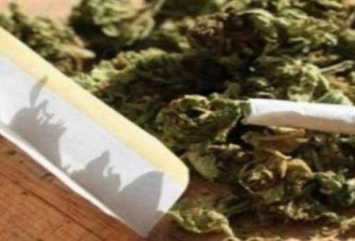 Κυκλοφορούσε με τσιγαριλίκια και κάνναβη