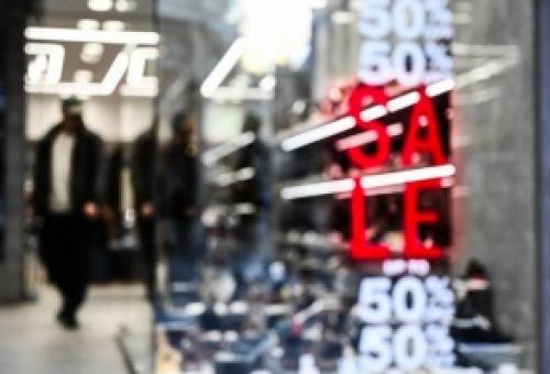 Πότε ξεκινούν οι φθινοπωρινές εκπτώσεις;