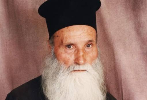 Συγκίνηση στον Δ. Μονεμβασίας για την εκδημία του π. Ελευθέριου Καναβάρου