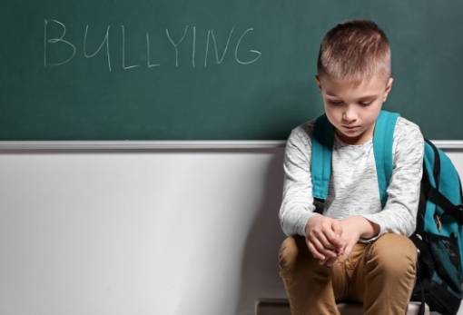 Σχολεία: Πέντε μέρες αποβολή για τους θύτες bullying